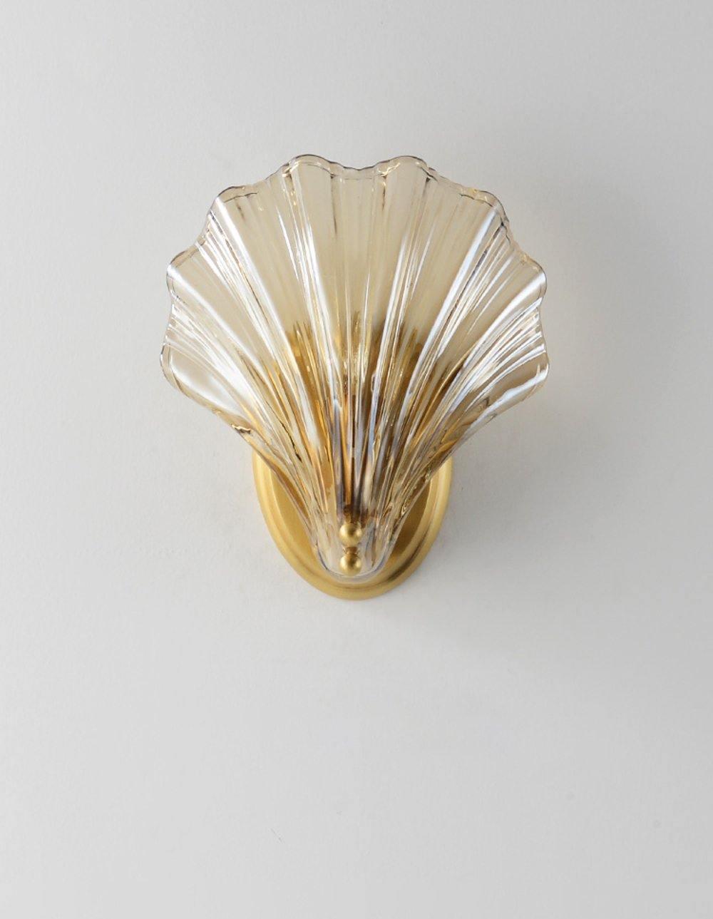 Elegant Shell Wall Light for Nautical Decor