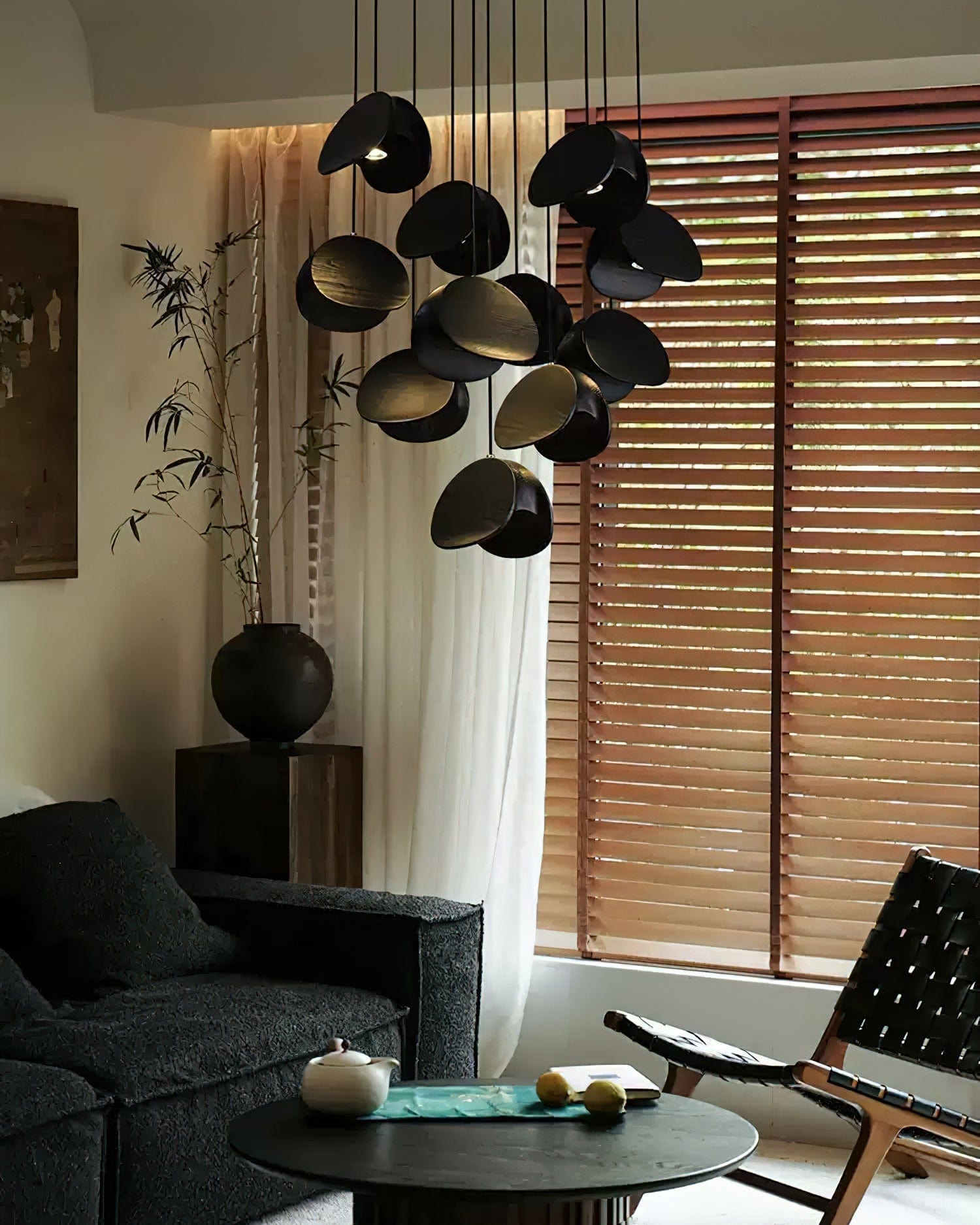 Siyuan Pendant Lamp - Artistic LED Lighting with Natural Wooden Shades