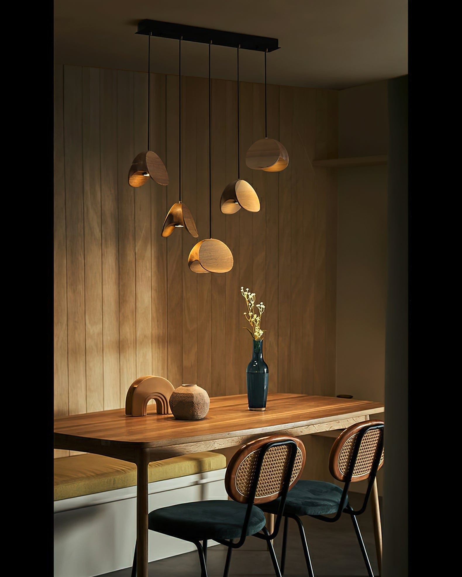 Siyuan Pendant Lamp - Artistic LED Lighting with Natural Wooden Shades