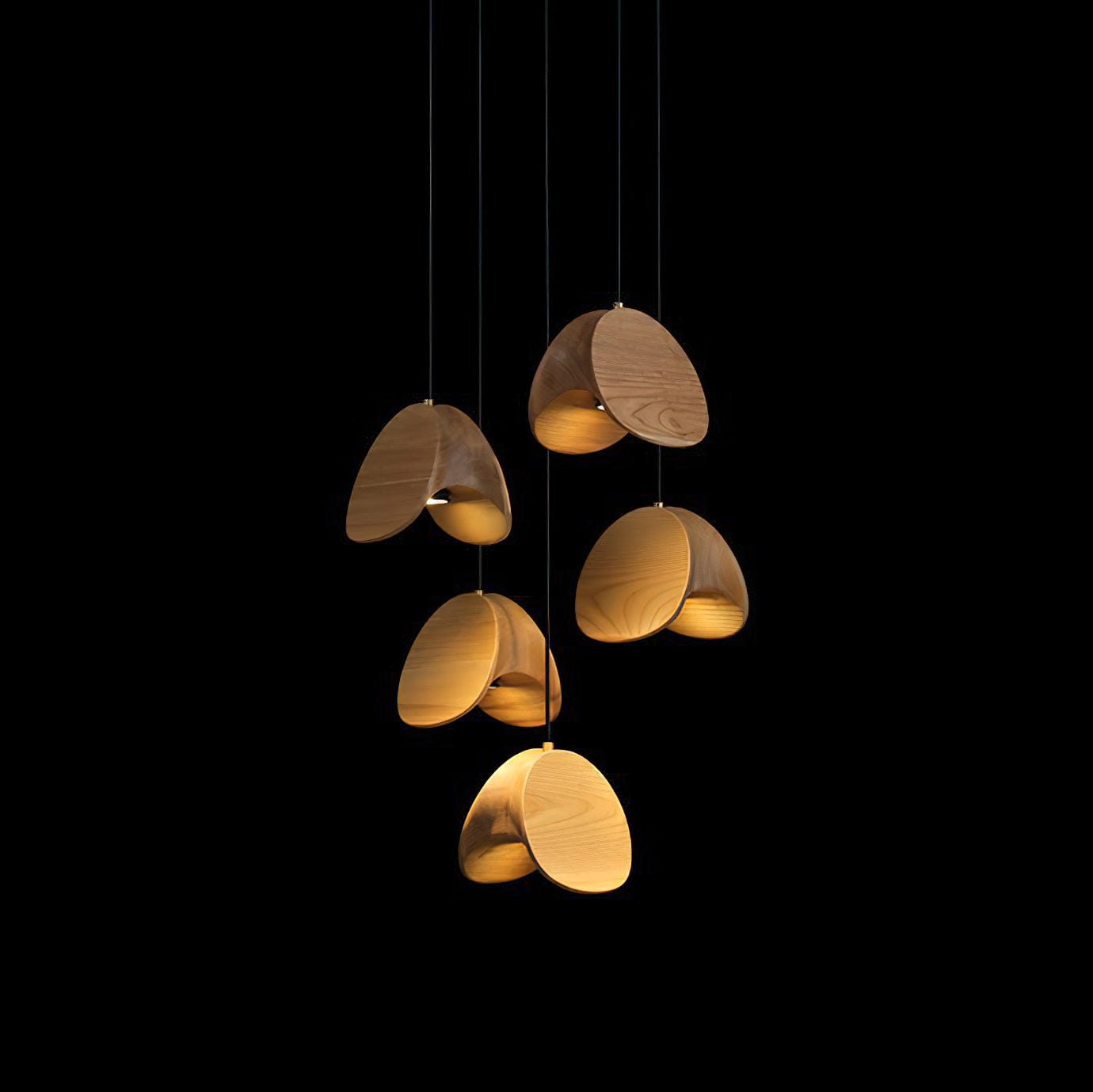 Siyuan Pendant Lamp - Artistic LED Lighting with Natural Wooden Shades