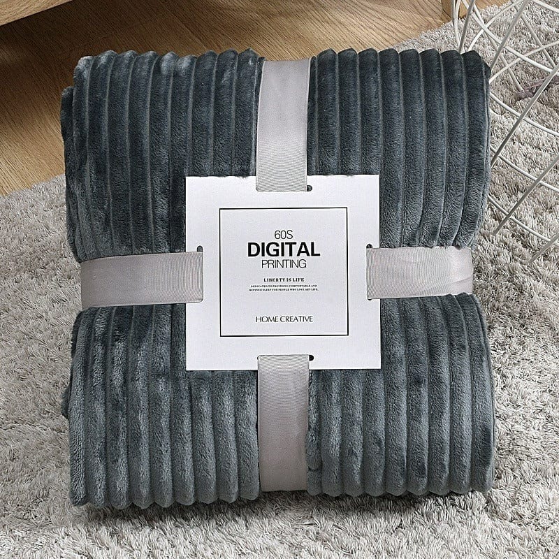 Cozy Soft Fleece Blanket – All Season Warm Throw Rug