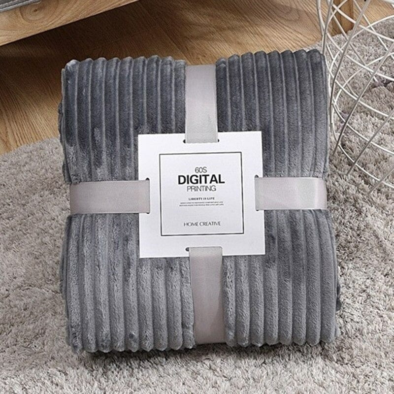 Cozy Soft Fleece Blanket – All Season Warm Throw Rug