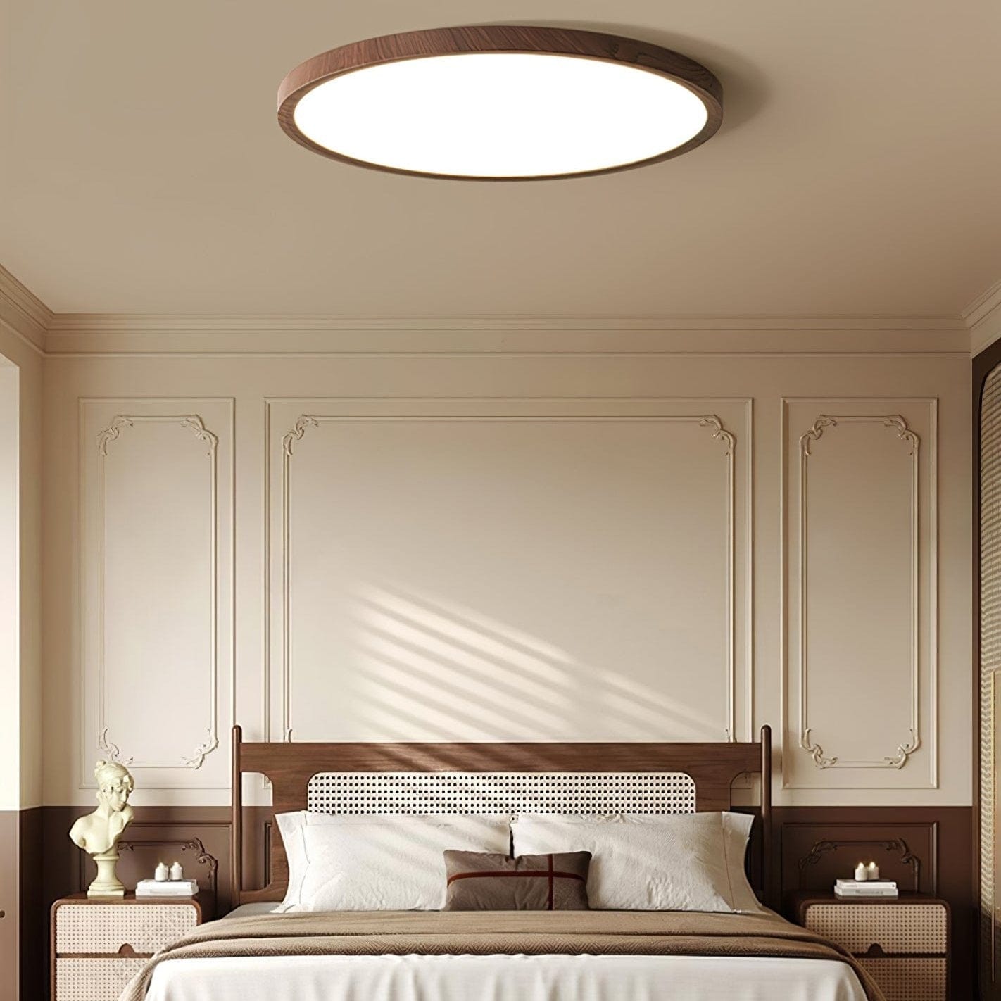 UltraGlow Round Ceiling Light – Sleek, Modern Illumination