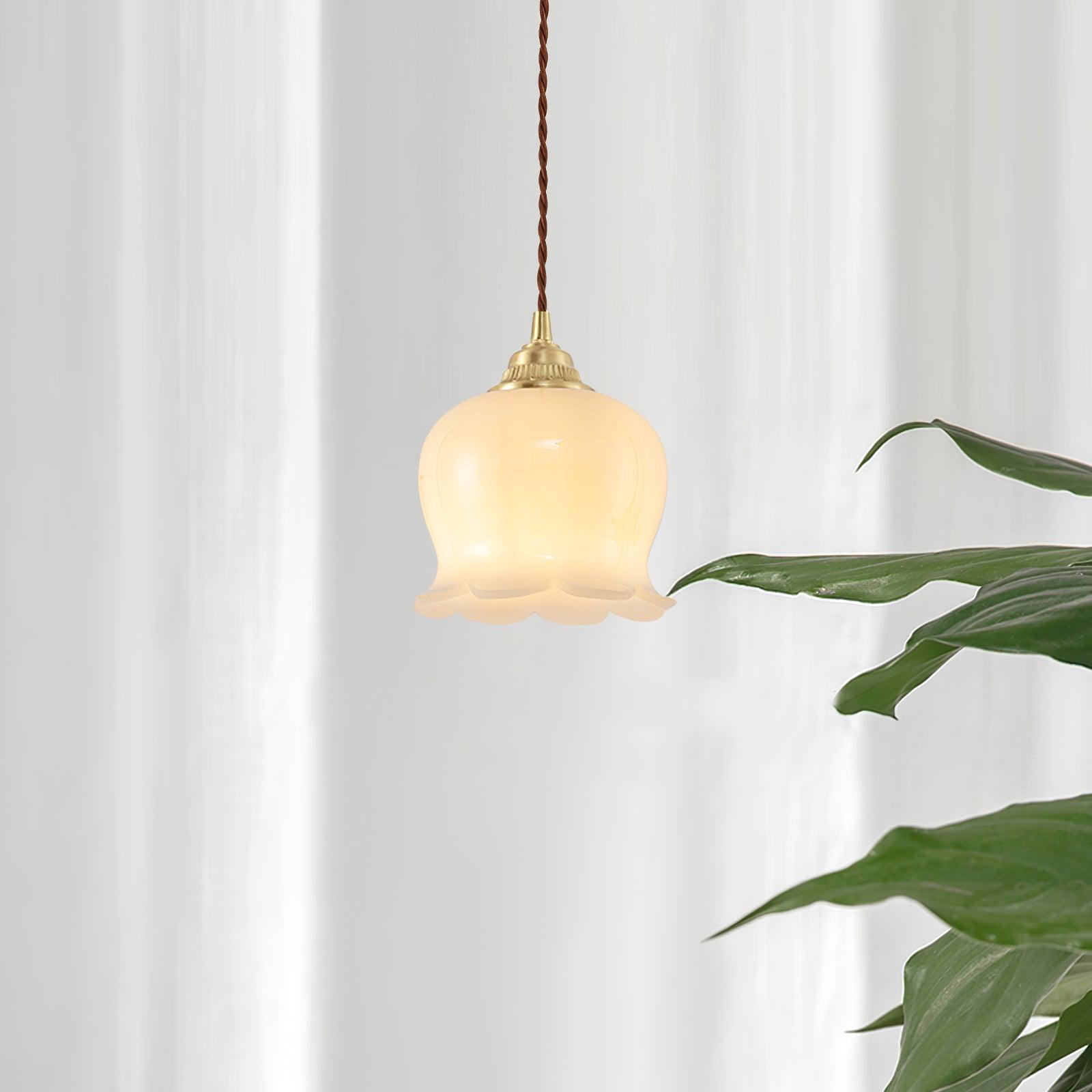 Valley Flower Pendant Lamp - Nature-Inspired Elegance with Petal Design