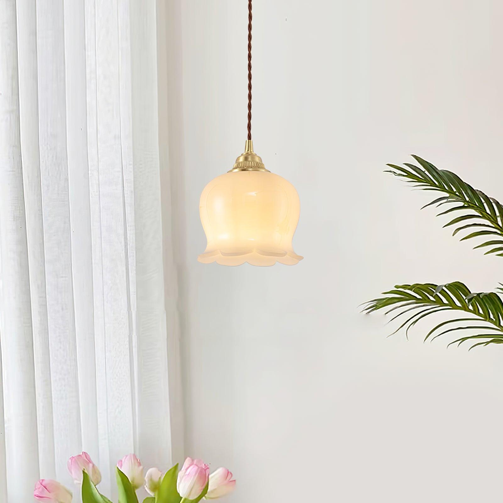 Valley Flower Pendant Lamp - Nature-Inspired Elegance with Petal Design