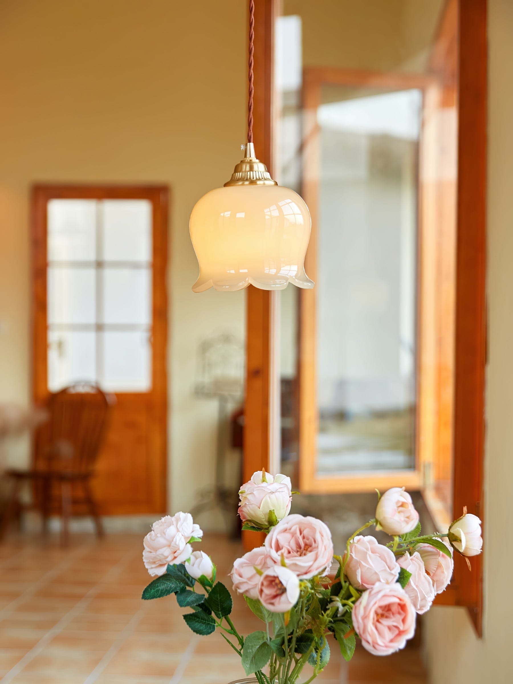 Valley Flower Pendant Lamp - Nature-Inspired Elegance with Petal Design