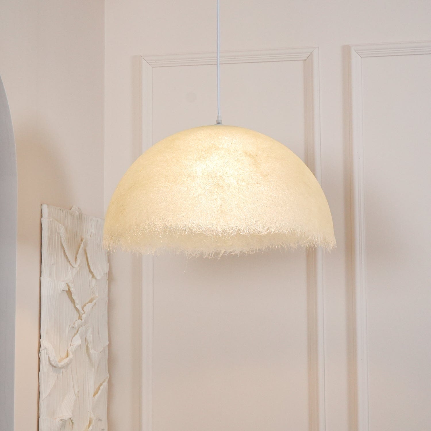 Znts Pendant Lamp - Sleek and Contemporary Lighting for Modern Spaces