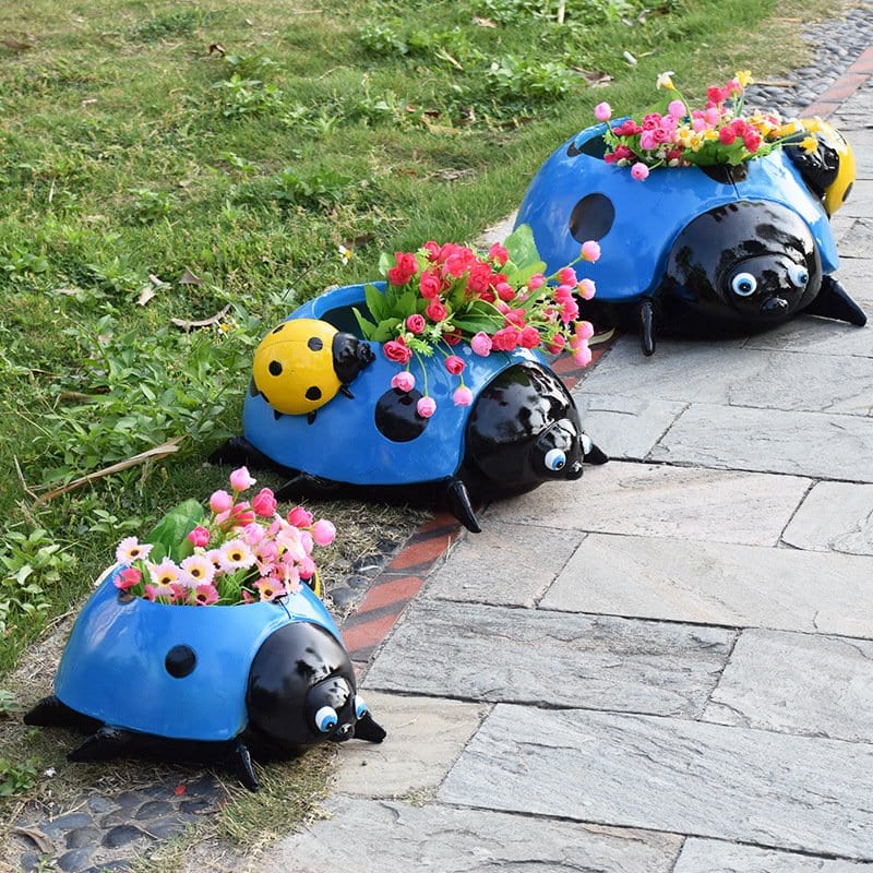 Charming Ladybug Flower Pots for Garden – 15 cm Tall