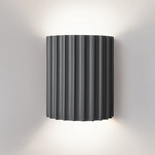 Modern Semi-Circular Resin Wall Sconce – Stylish Indoor Lighting