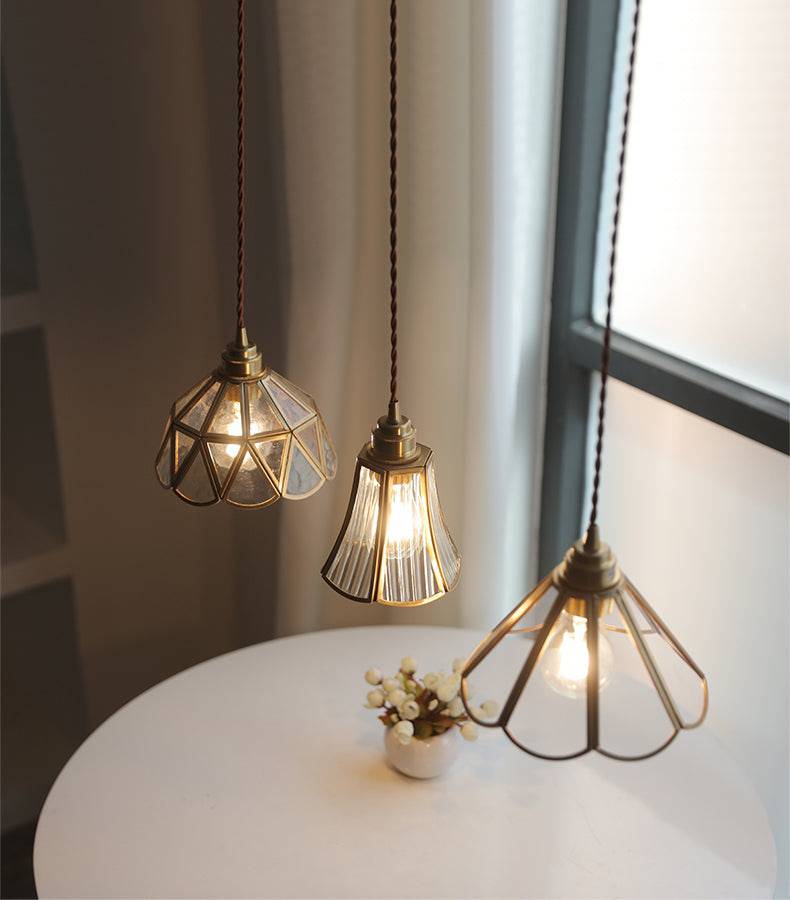 Elegant Clear Glass Pendant Light - Timeless Design