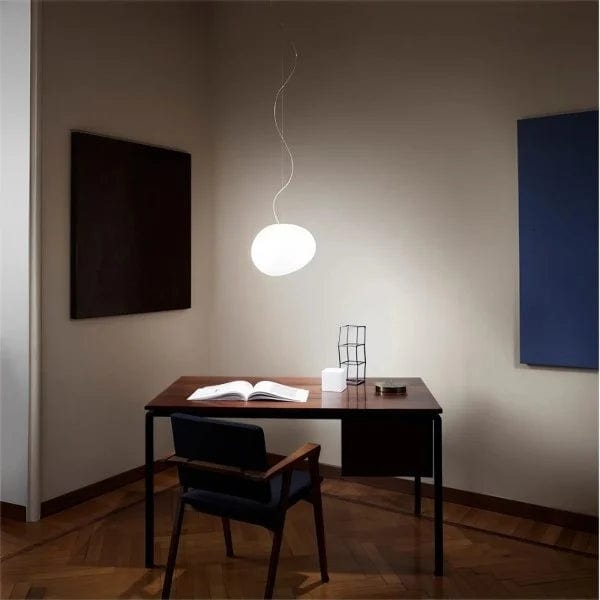 GlowSphere Pendant Light – Minimalist Elegance