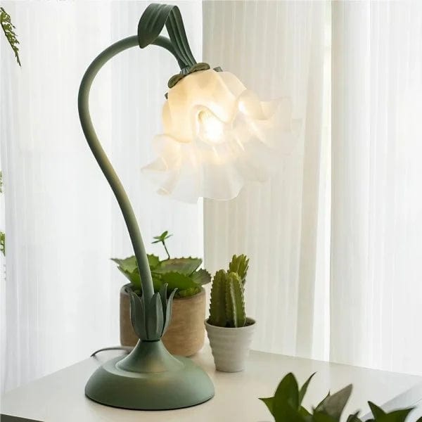 Vintage Adjustable Flower Table Lamp – Elegant, Nostalgic Design with Practical Lighting