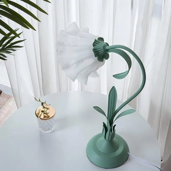 Vintage Adjustable Flower Table Lamp – Elegant, Nostalgic Design with Practical Lighting