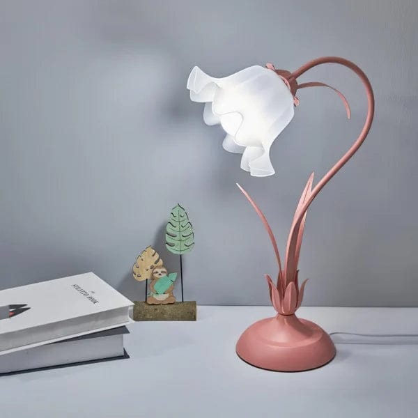 Vintage Adjustable Flower Table Lamp – Elegant, Nostalgic Design with Practical Lighting