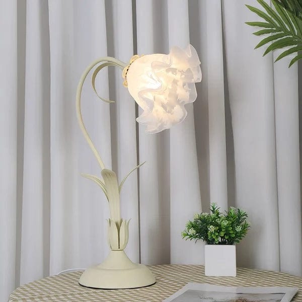 Vintage Adjustable Flower Table Lamp – Elegant, Nostalgic Design with Practical Lighting